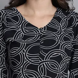Cantabil V- Neck Geometric Printed Regular Top image 4