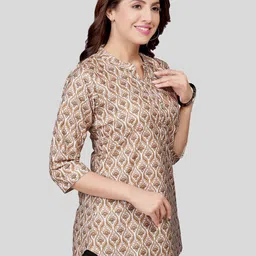 Saree Swarg Floral Print Mandarin Collar Three-Quarter Sleeves Poly Crepe Printed Kurti image 3