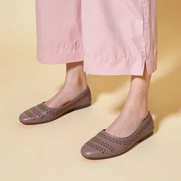 ravis Stylish Beige Bellies For Women-picture-26