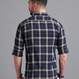 provogue Men Slim Fit Checkered Curved Collar Casual Shirt image 2