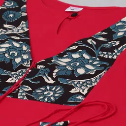 YASH GALLERY Women Red & Black Printed Yoke Design Kurta with Trousers image 2