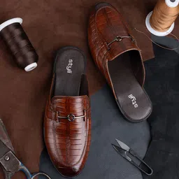 Styli Men Textured Comfort Insole Mules-picture-12