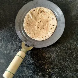 monika enterprises IRON ROTI TAWA PARATHA ,CHAPATI TAWA ROCK TAWA GOOD QUALITY STRONG TAWA Tawa 27 cm diameter image 3