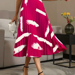 Women Printed A-line Pink, White Skirt-image-91