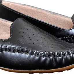 saanvishubh Bellies For Women image 2