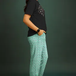 guide Women Night Suit Set Multicolor Printed image 3