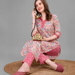 women basket Women Cotton Blend Kurti Pant Set-picture-26