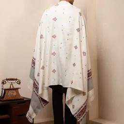 Ravaiyaa - Attitude Is Everything Wool Geometric Print Men Shawl image 5