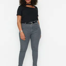 Trendyol Plus Size Women Grey Skinny Fit Jeans-image-54