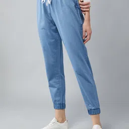 The Roadster Lifestyle Co. Women Clean Look Mid-Rise Cropped Stretchable Joggers-image-48