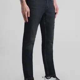 Jack & Jones Men Slim Fit Mid-Rise Low Distress Stretchable Jeans image 4