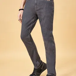 SF JEANS by Pantaloons Men Slim Fit Light Fade Stretchable Jeans image 4