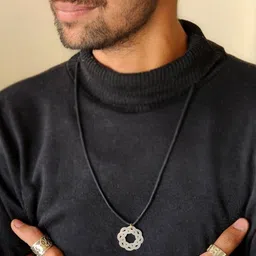 Goldnera Men 925 Sterling Silver-Plated Contemporary Pendant with Chain image 1