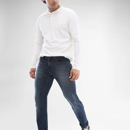 SPYKAR Men Slim Fit Low-Rise Light Fade Clean Look Stretchable Jeans image 4