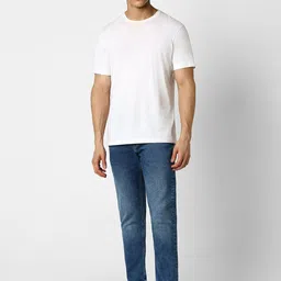 VAN HEUSEN DENIM LABS Men Slim Fit Mid-Rise Slash Knee Light Fade Jeans image 4