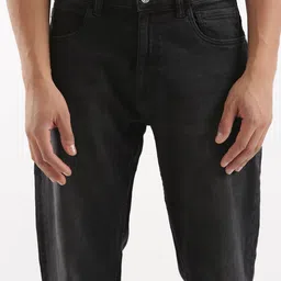 WROGN Men Clean Look Mid Rise Light Fade Jeans image 2