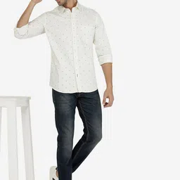 Greenfibre Men Slim Fit Heavy Fade Jeans image 2