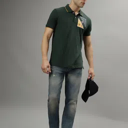 Iconic Men Blue Slim Fit Low Distress Heavy Fade Stretchable Jeans image 4