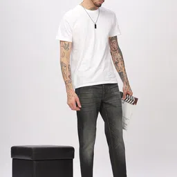 WROGN Men Comfort Skinny Fit Heavy Fade Jeans image 4