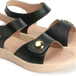 aurish Women Flats Sandal-picture-17