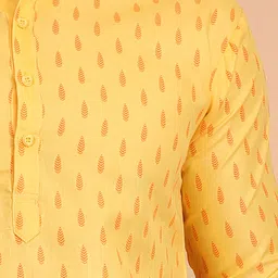 gajdant Men Cotton Blend Kurta Pyjama Set image 4