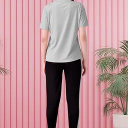 de trendz Printed Women Track Suit image 2