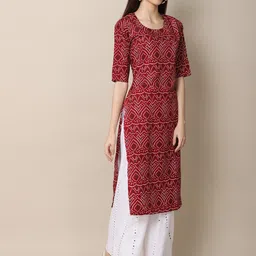 7threads KALINI Women Pack of 2  Ethnic Motifs Printed Crepe Kurta image 3