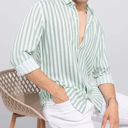 u turn Men Regular Fit Solid Spread Collar Casual Shirt-picture-32