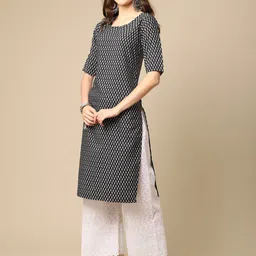 7threads KALINI Women Pack of 2  Ethnic Motifs Printed Crepe Kurta image 4