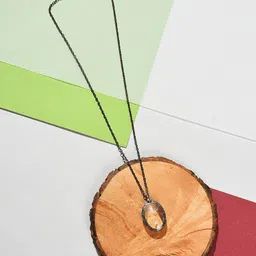 SOHI Silver-Plated Oval Shaped Pendant With Chain image 1