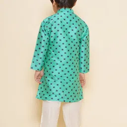 Sethukrishna Boys Floral Printed Mandarin Collar Straight Kurta With Pyjamas image 5