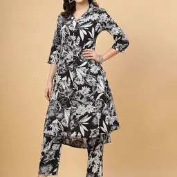Pistaa Floral Printed Regular Pure Cotton Kurta with Trousers image 5