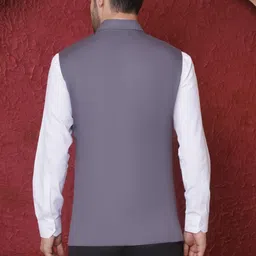 favoroski Solid Men Waistcoat image 2