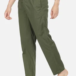 IVOC Men Olive Green & White Checked Slim-Fit Lounge Pants image 5