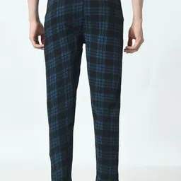 BAESD Men Pack Of 2 Checked Mid Rise Regular Fit Track Pants image 3