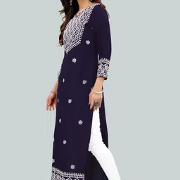fantasy fab Women Embroidered Cotton Rayon Straight Kurta image 3