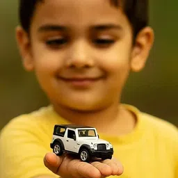 smileytoys Metal car for kids Diecast Thar, Openable door image 5