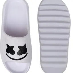 capada Men Flip Flops image 2