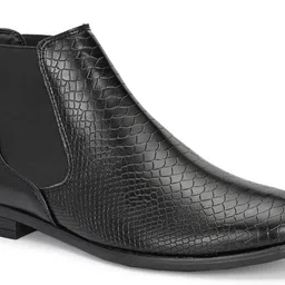 roadster Premium Black Texture Chelsea Boots for Men | Trendy & Versatile Boots For Men image 2