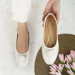 trendy feet Blossom Bow Kicks Bellies For Women-picture-13