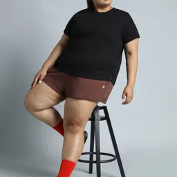 cult Women Solid Round Neck Pure Cotton Black T-Shirt image 2