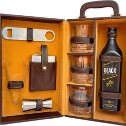 biigbucks Leather 3 Glass Portable Bar Set image 1