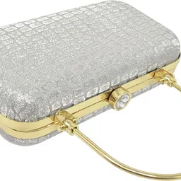 ailtino Party Silver Clutch image 3