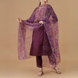 vredevogel Women Silk Blend Kurta Pant Dupatta Set-picture-32