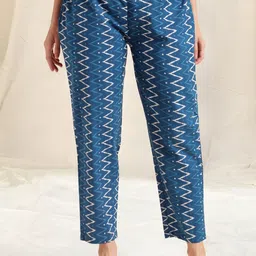 mirchi fashion Top Pant Co-ords Set with Blazer image 5