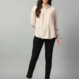 kotty Women Oversized Fit Checkered Spread Collar Casual Shirt image 3