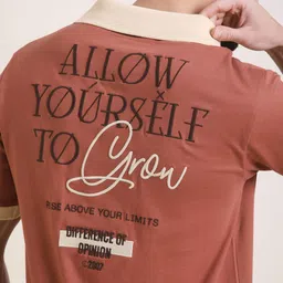 Difference of Opinion Typography Printed Relaxed Fit Polo Collar Cotton T-shirt-picture-23