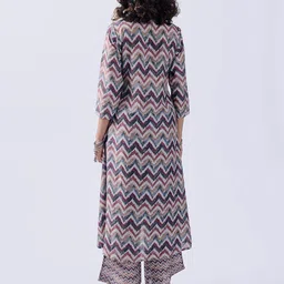 BAESD Chevron Printed V-Neck Longline Tunic With Palazzo image 4