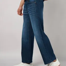 Shein Ankle Length Fly With Button Closure Mid Wash Jeans image 2