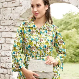 Anouk Printed Shirt Collar Neck Tunic & Flared Trouser Co-Ords image 5